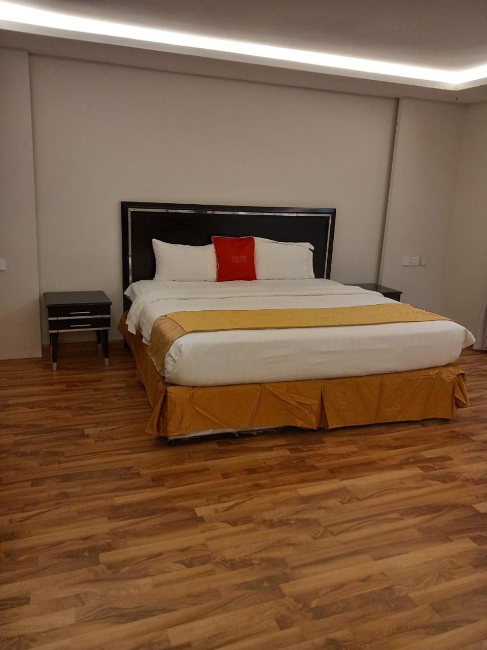 Vision Apartment Buraidah Exterior foto